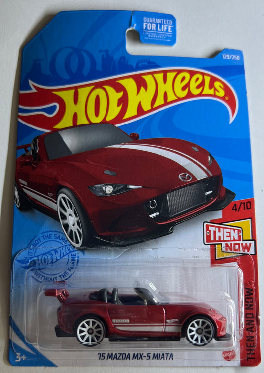 Hot Wheels 15' Mazda Mx-5 Miata